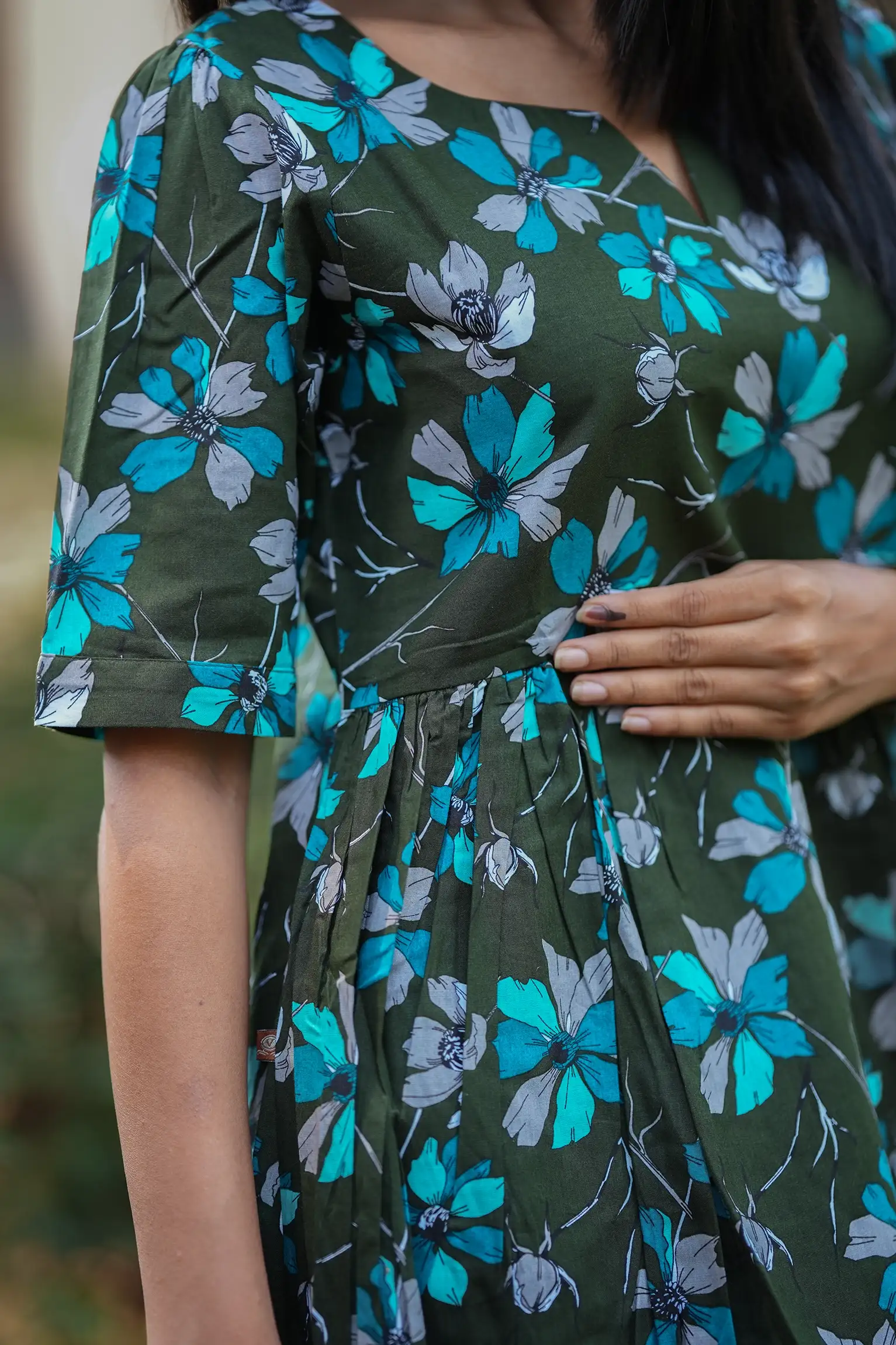 VAIDURYA Green Floral Print Frock Kurta - Image 2
