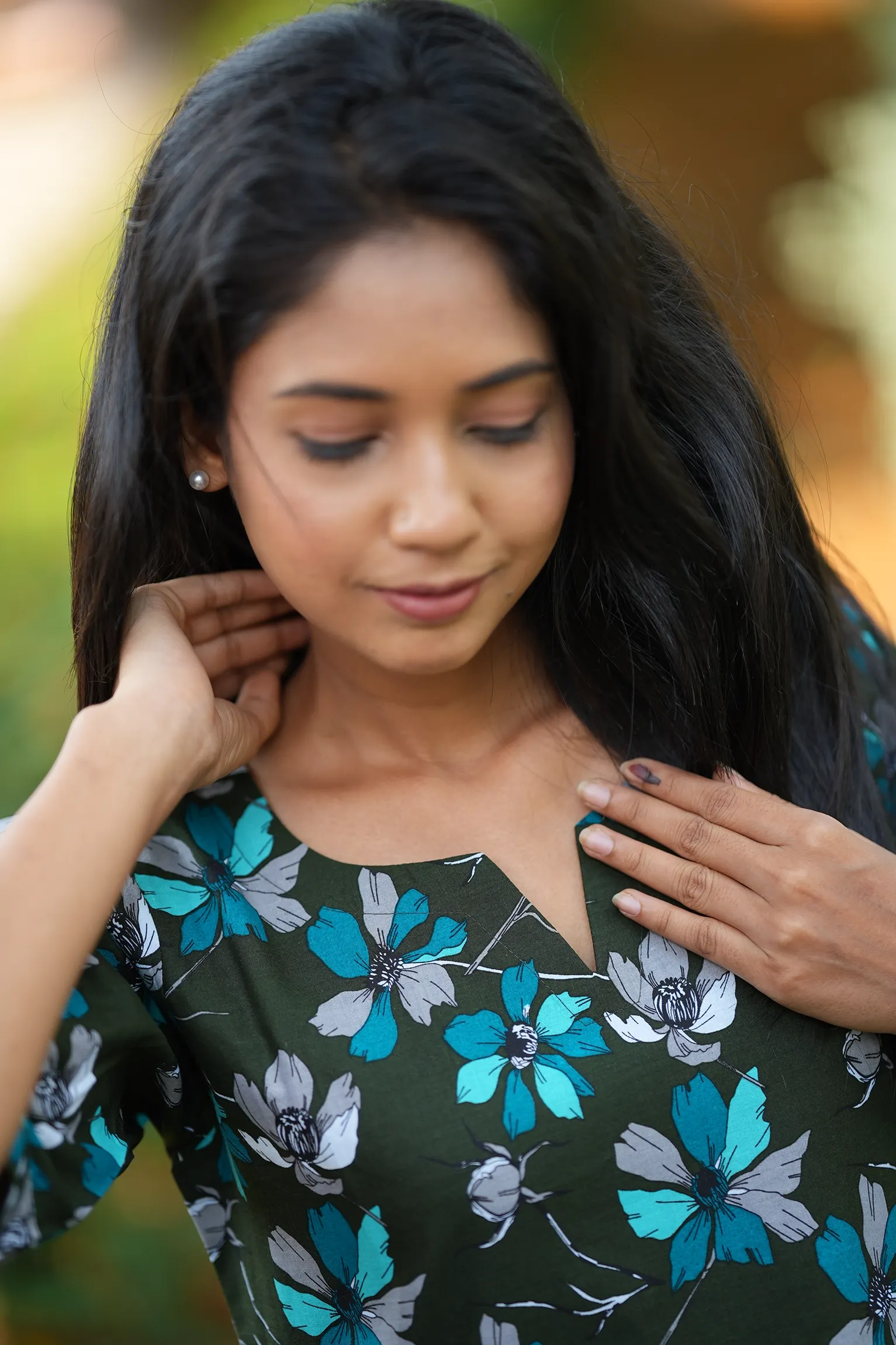 VAIDURYA Green Floral Print Frock Kurta - Image 3