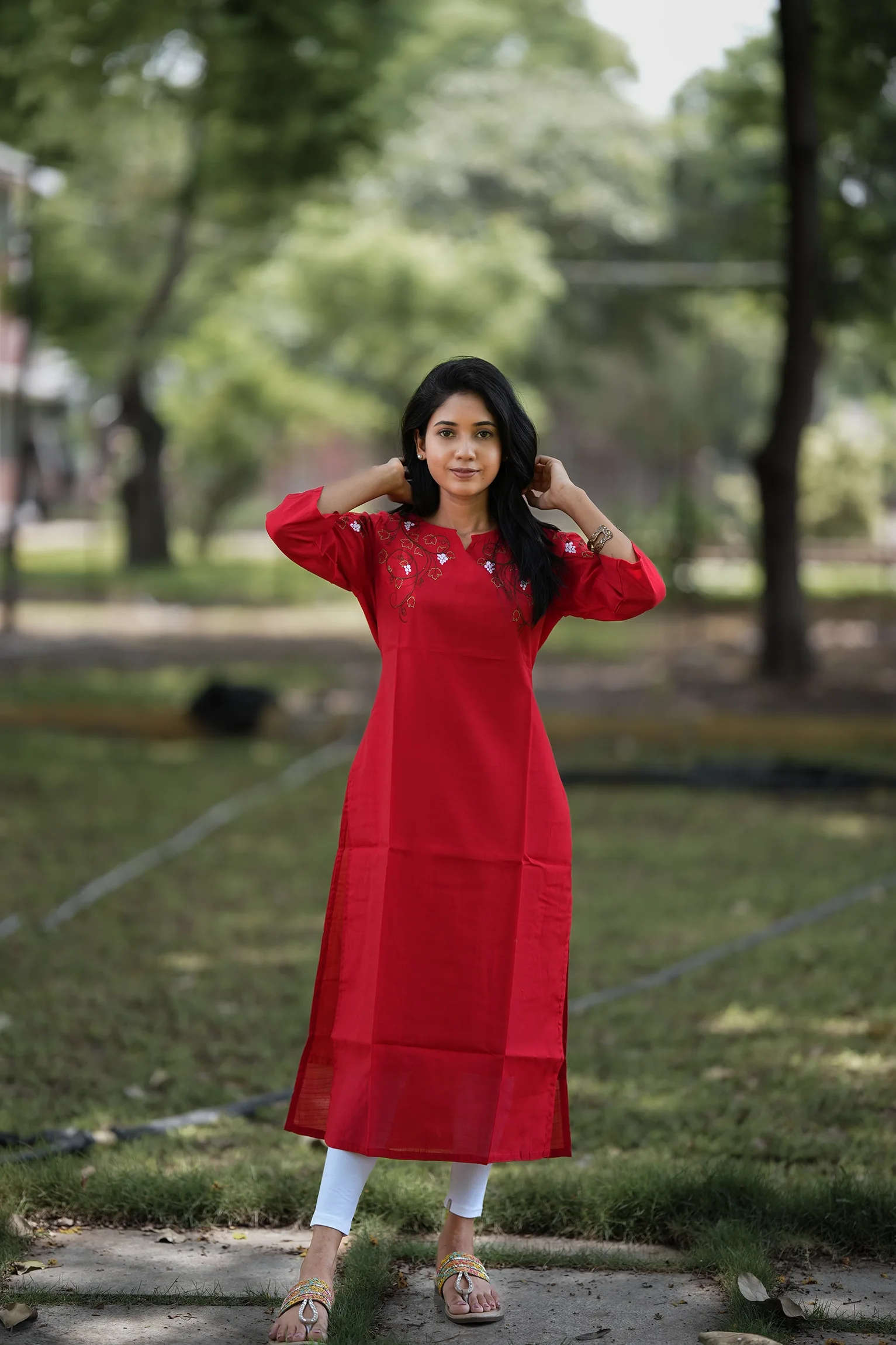 VAIDURYA Red Embroidery Kurta