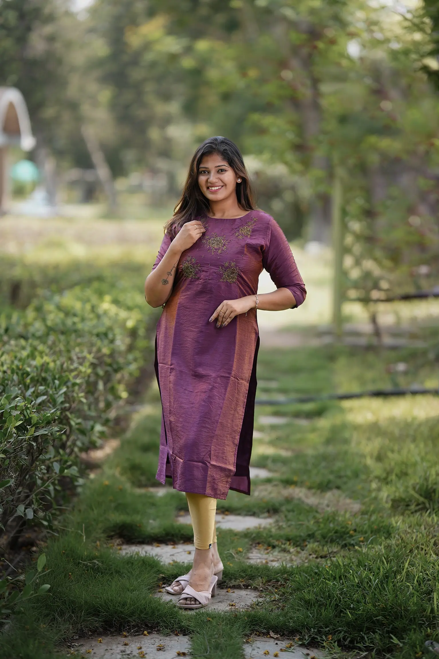 VAIDURYA Royal Purple Embroidered Kurta