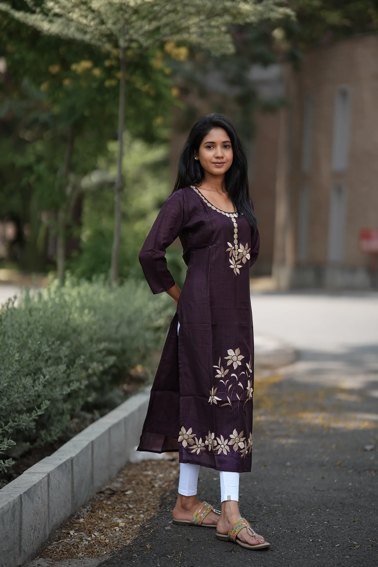 VAIDURYA Wine Embroidery Kurta