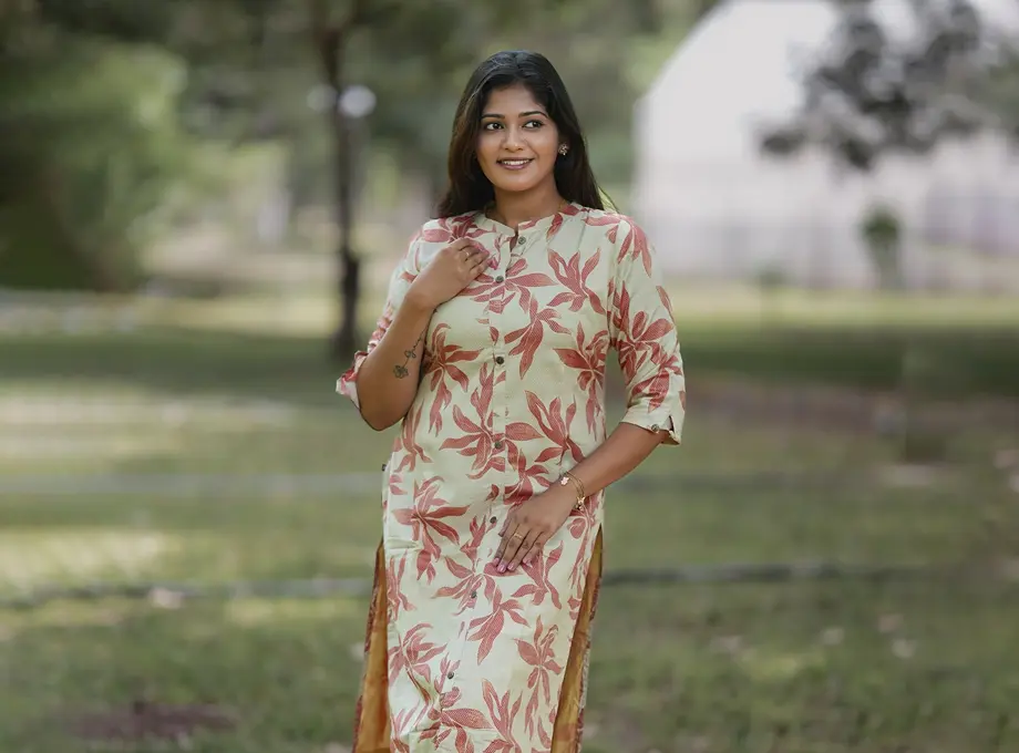 Why Rayon Kurtis Are Perfect for Everyday Fashion