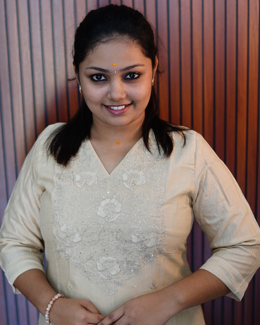 Vaiduryaa Ivory Floral Embroidered Semi Silk Kurti - Image 2