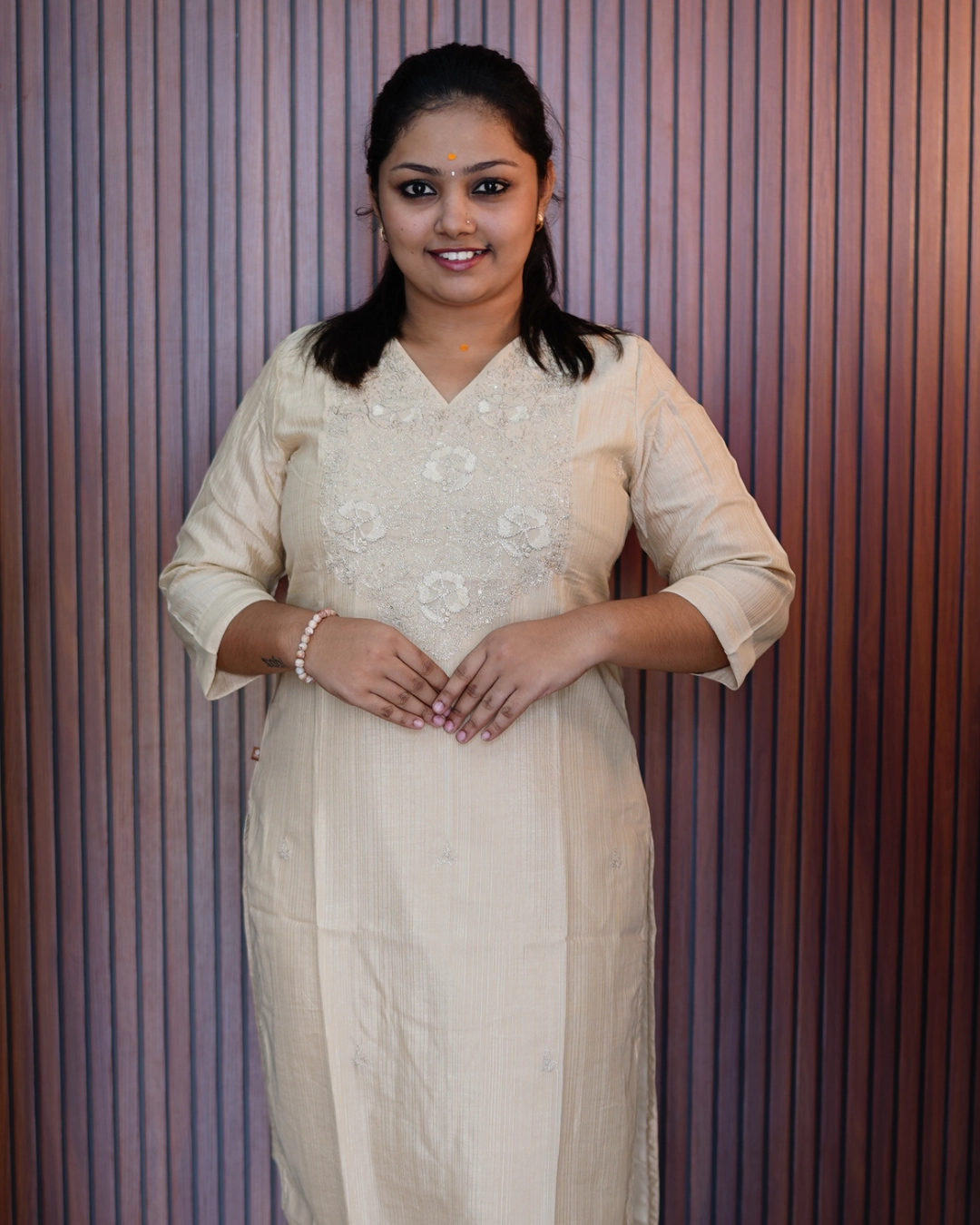 Vaiduryaa Ivory Floral Embroidered Semi Silk Kurti - Image 3