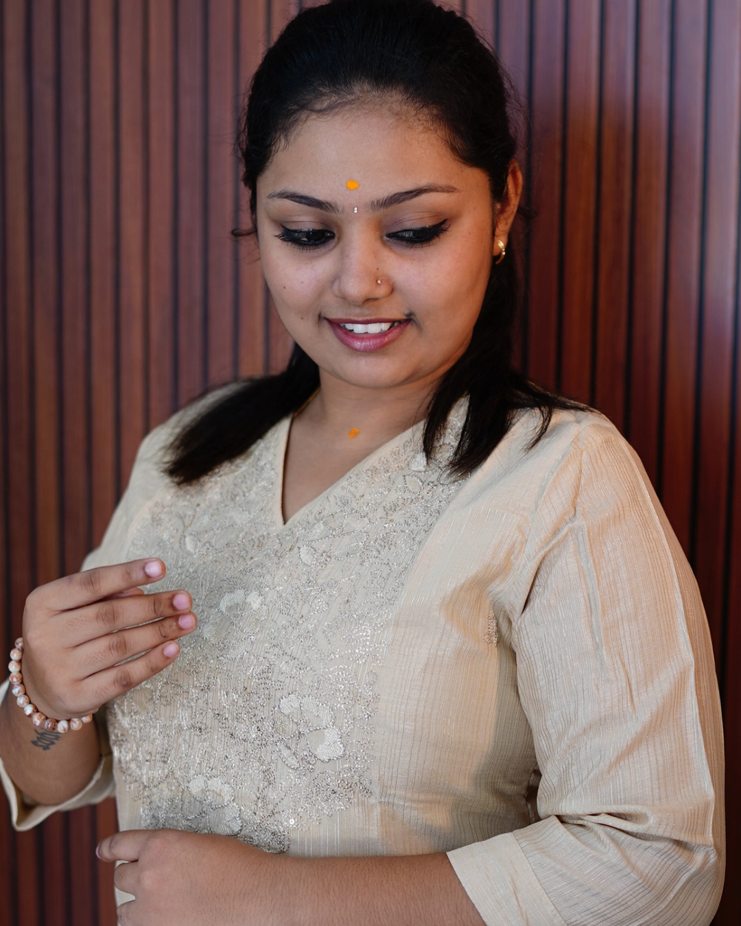 Vaiduryaa Ivory Floral Embroidered Semi Silk Kurti - Image 4