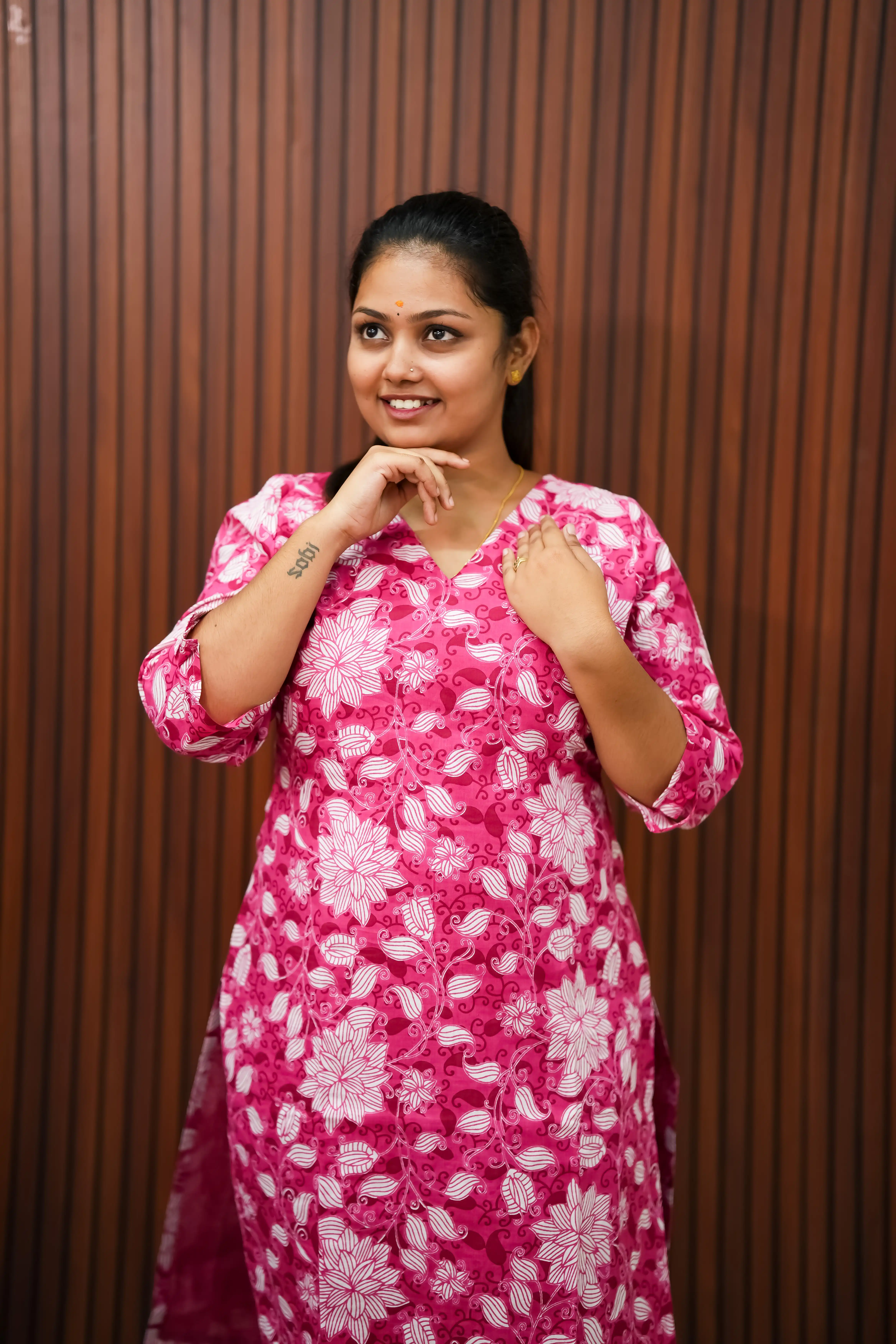 Vaiduryaa Women's Pink Floral Print Cotton Co-Ord Set with Lining – VSI-2008 - Image 2
